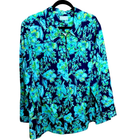 Liz & Me Jackets & Blazers - Liz & Me Floral Full zip Jacket in Blue and Green